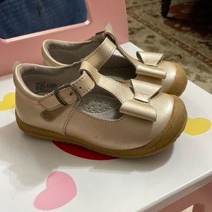 Gold L’AMOUR toddler girl shoes